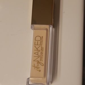 Urban Decay Stay Naked Foundation